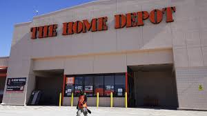 Home Depot Misses Quarterly Earnings but Maintains Full-Year Sales Outlook